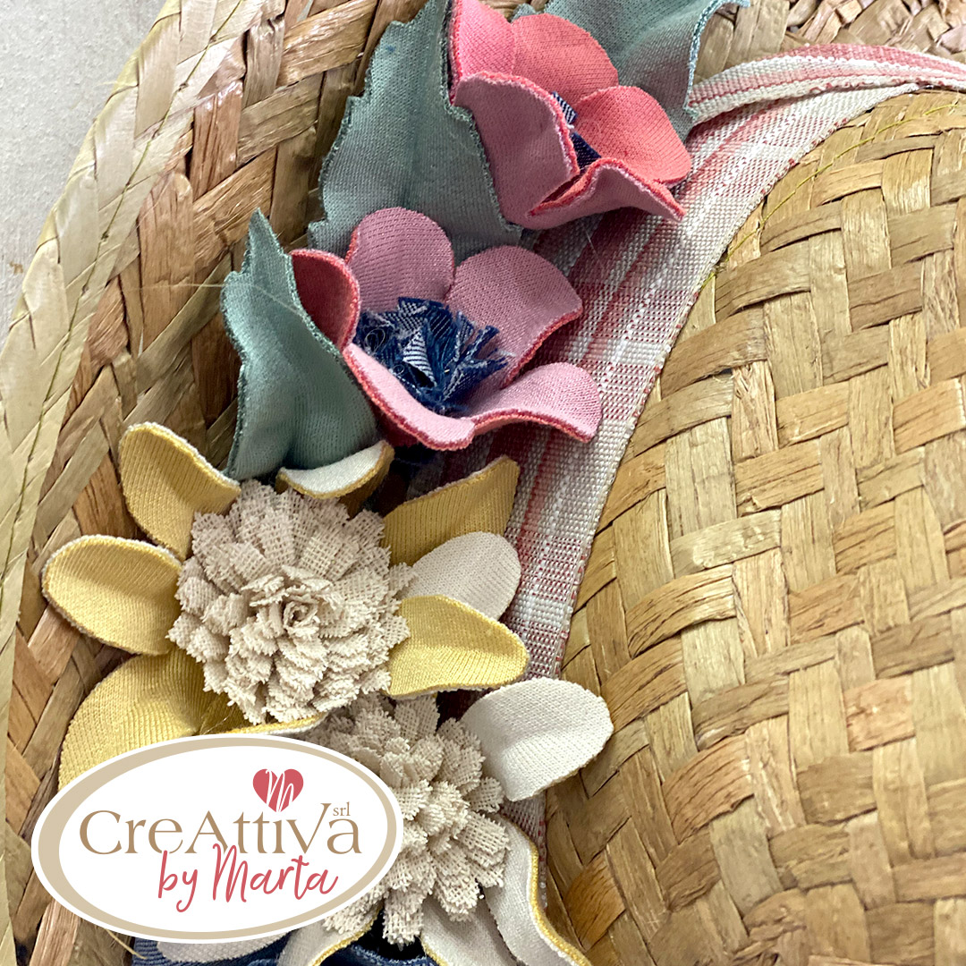 KIT CAPPELLO CON FIORI IN JERSEY DOUBLE FACE E JEANS - CRKIT28700 - immagine 4