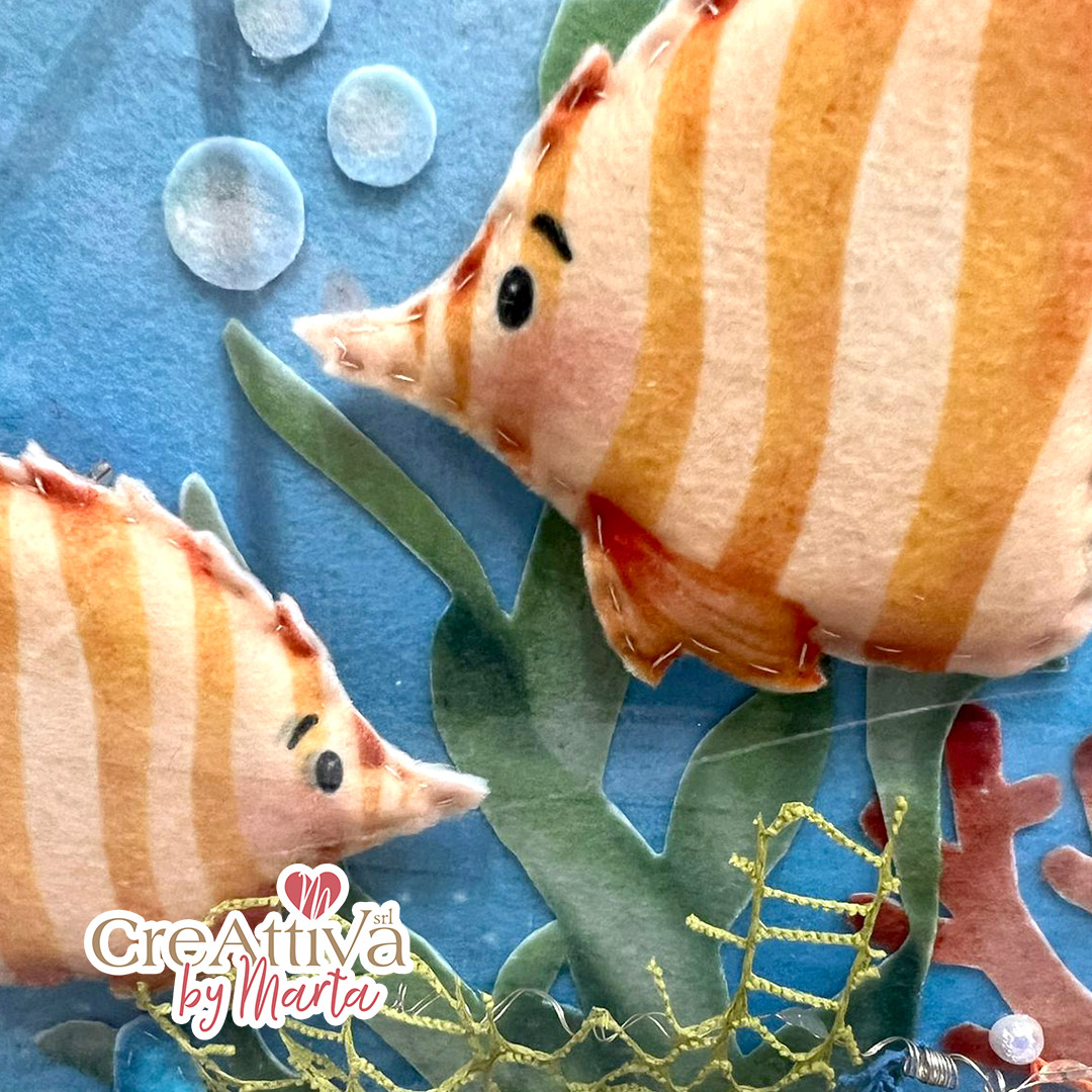 KIT SHADOW BOX ACQUARIO TROPICALE LUMINOSO IN PANNOLENCI MORBIDOSO DECO - CRKIT40900 - immagine 4