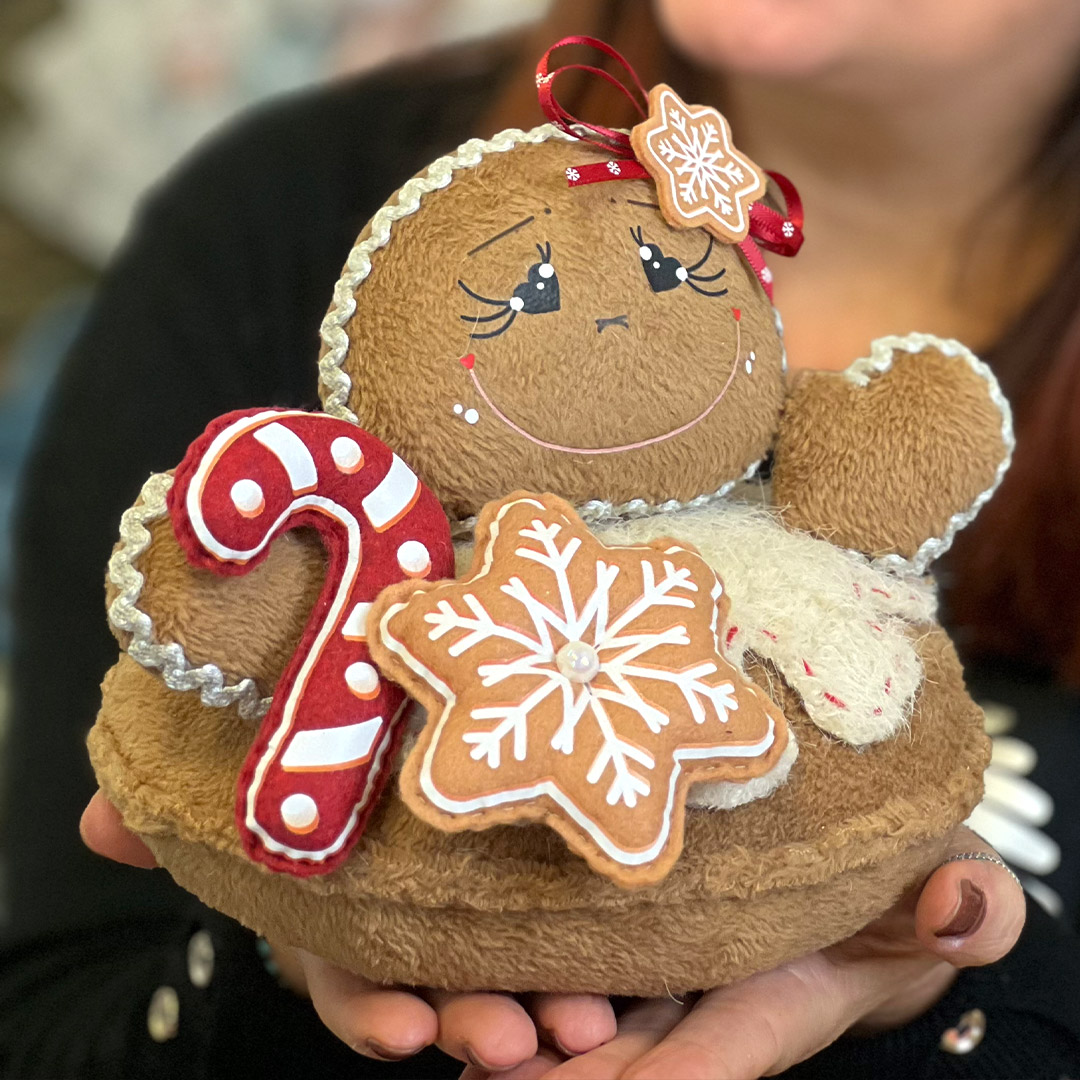 Pupazzo pan di zenzero con dolci natalizi