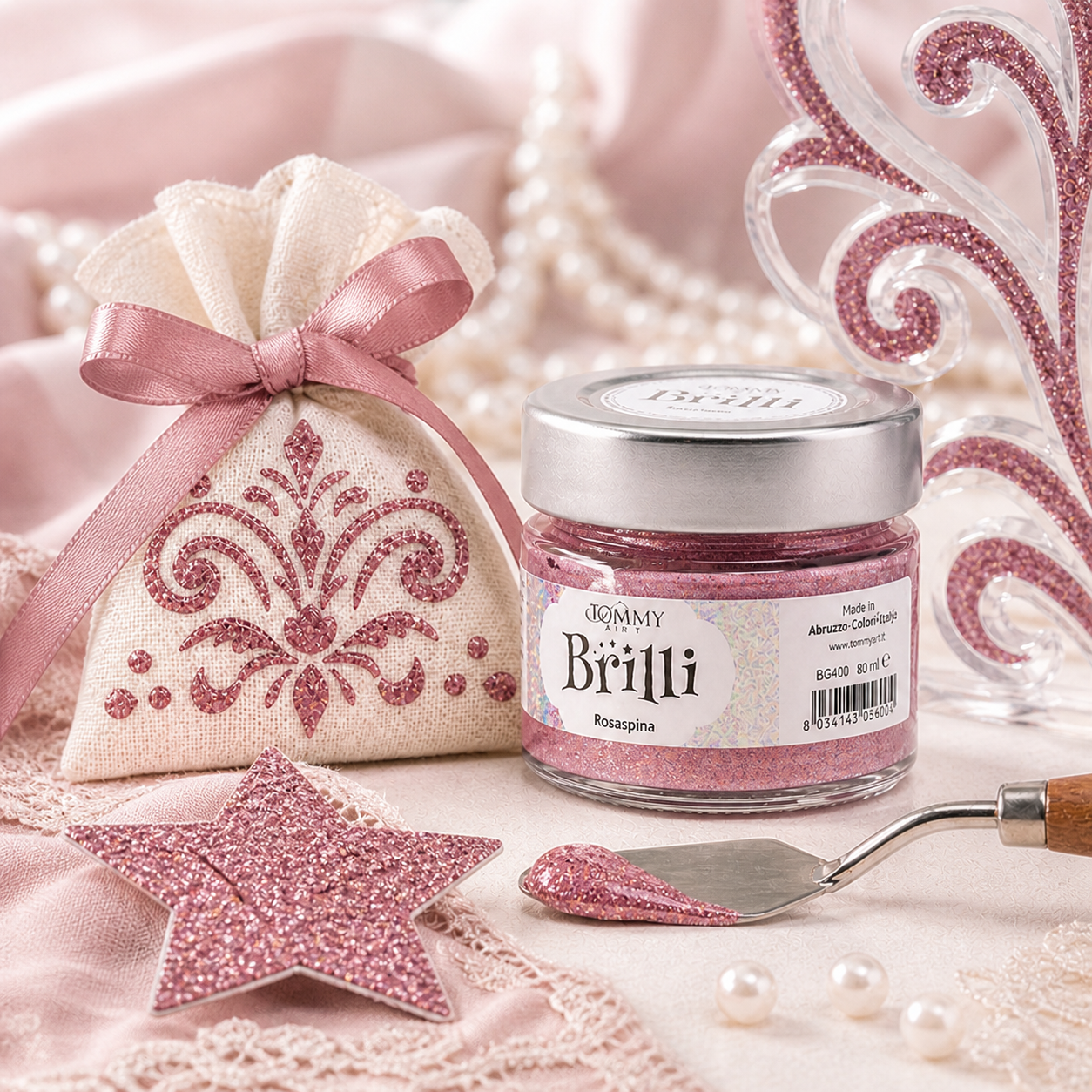 Barattolo glitter rosa con decorazioni eleganti