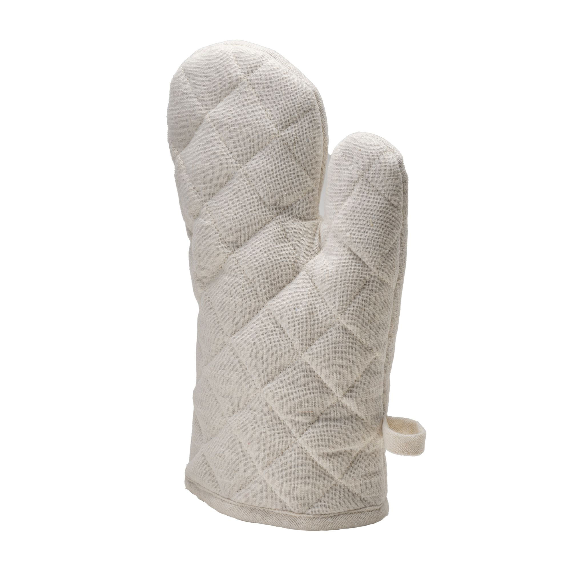 Guanto da forno trapuntato beige su sfondo bianco