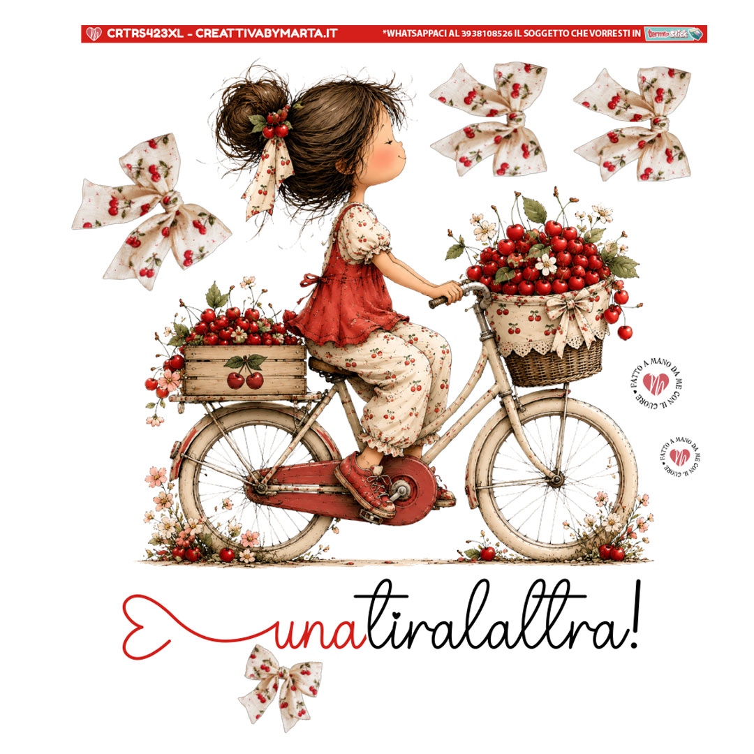 Bambina in bici con cestini pieni di ciliegie