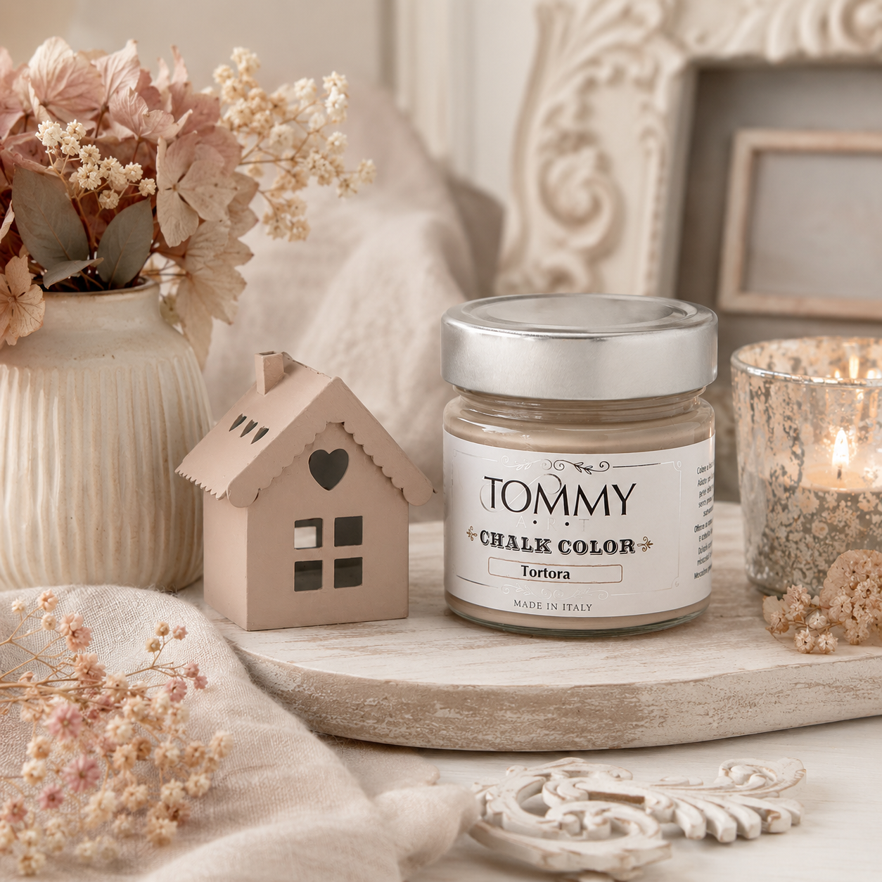 Barattolo vernice chalk tortora con decorazioni shabby