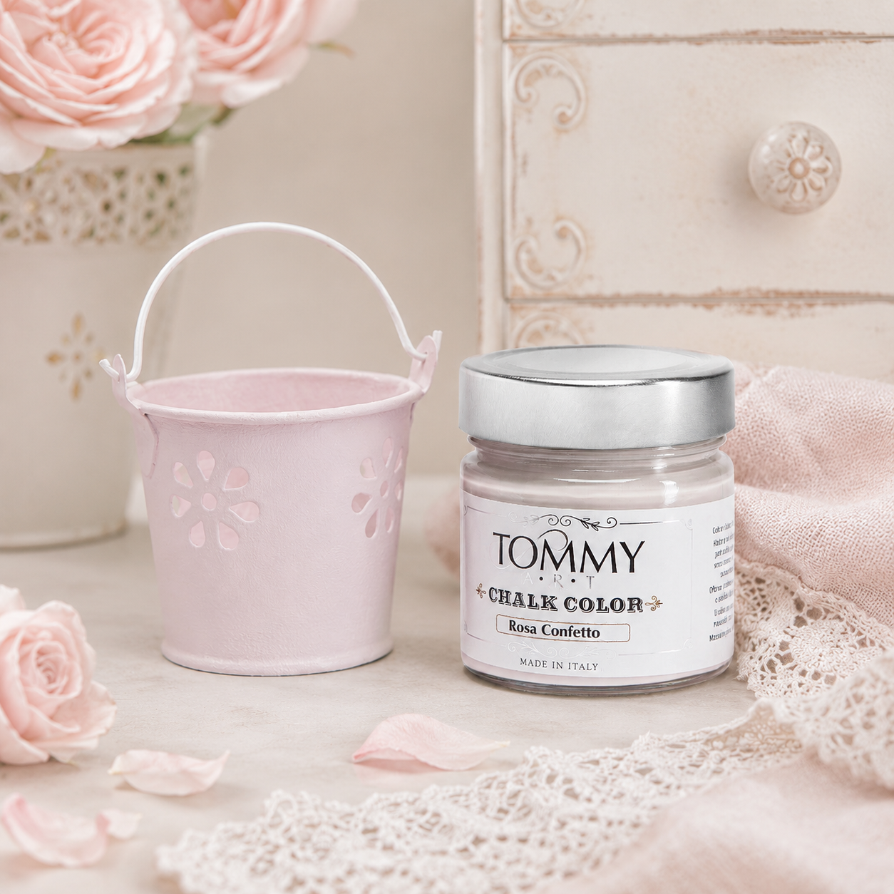 Barattolo chalk paint rosa e secchiello shabby chic