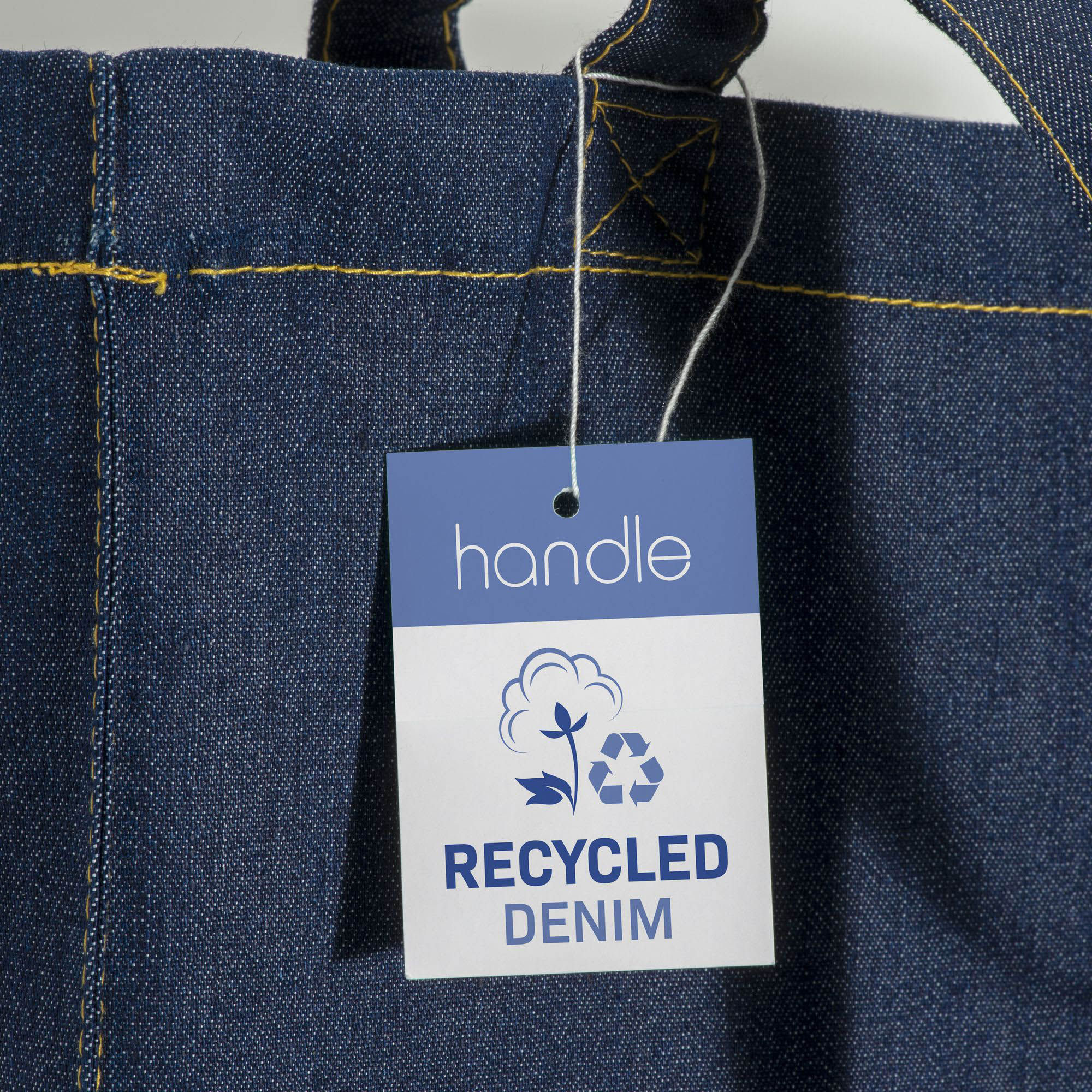 Borsa in denim riciclato con etichetta ecologica