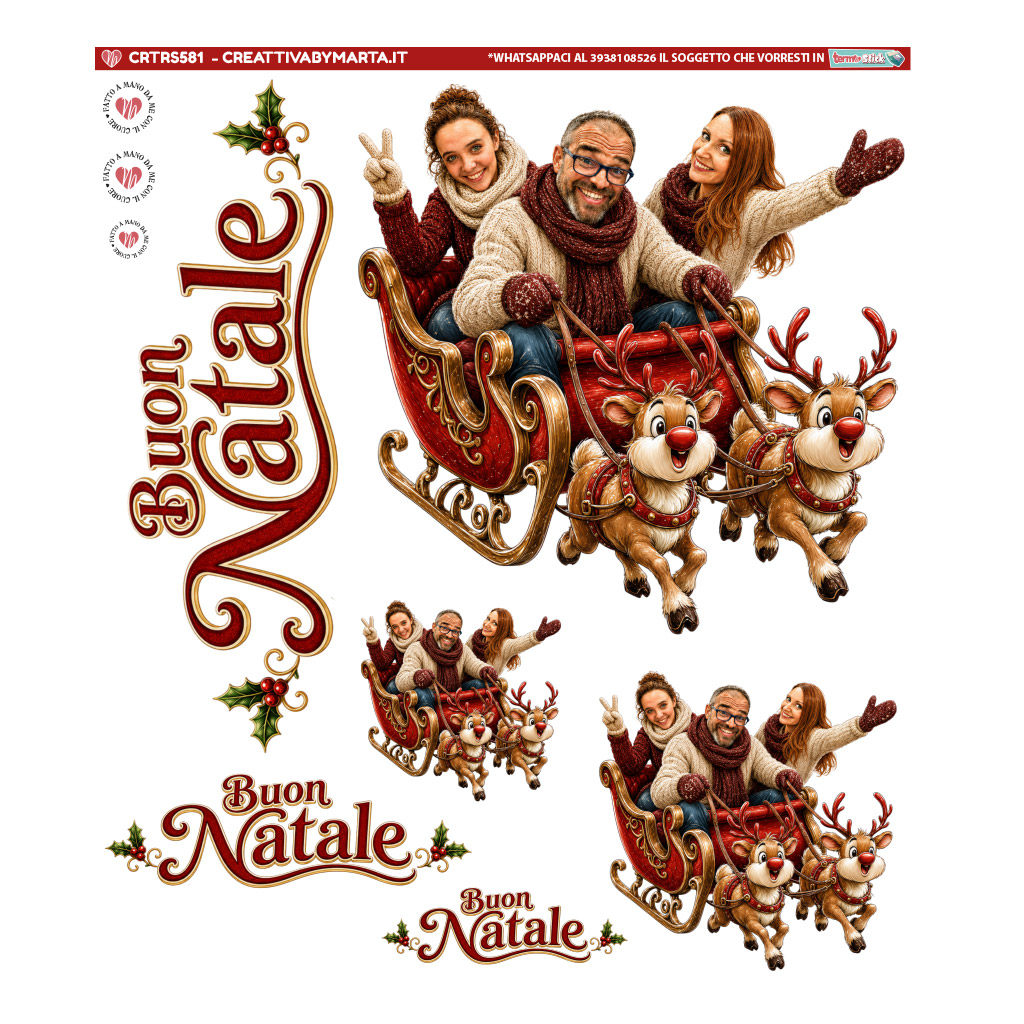 Famiglia sorridente su slitta natalizia trainata da renne